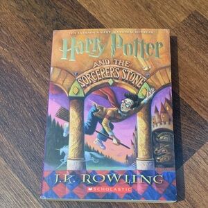 Scholastic Harry Potter and the Sorcerer's Stone